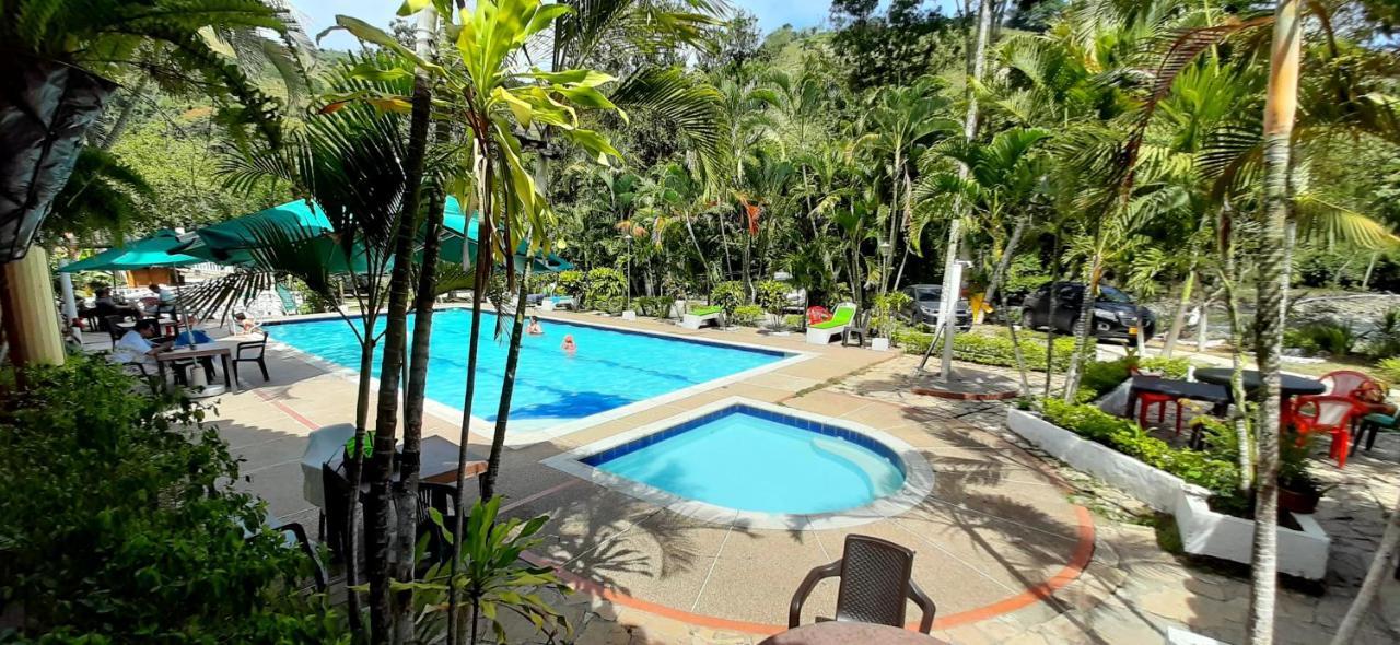 Hotel Campestre La Gaitana Tobia Luaran gambar